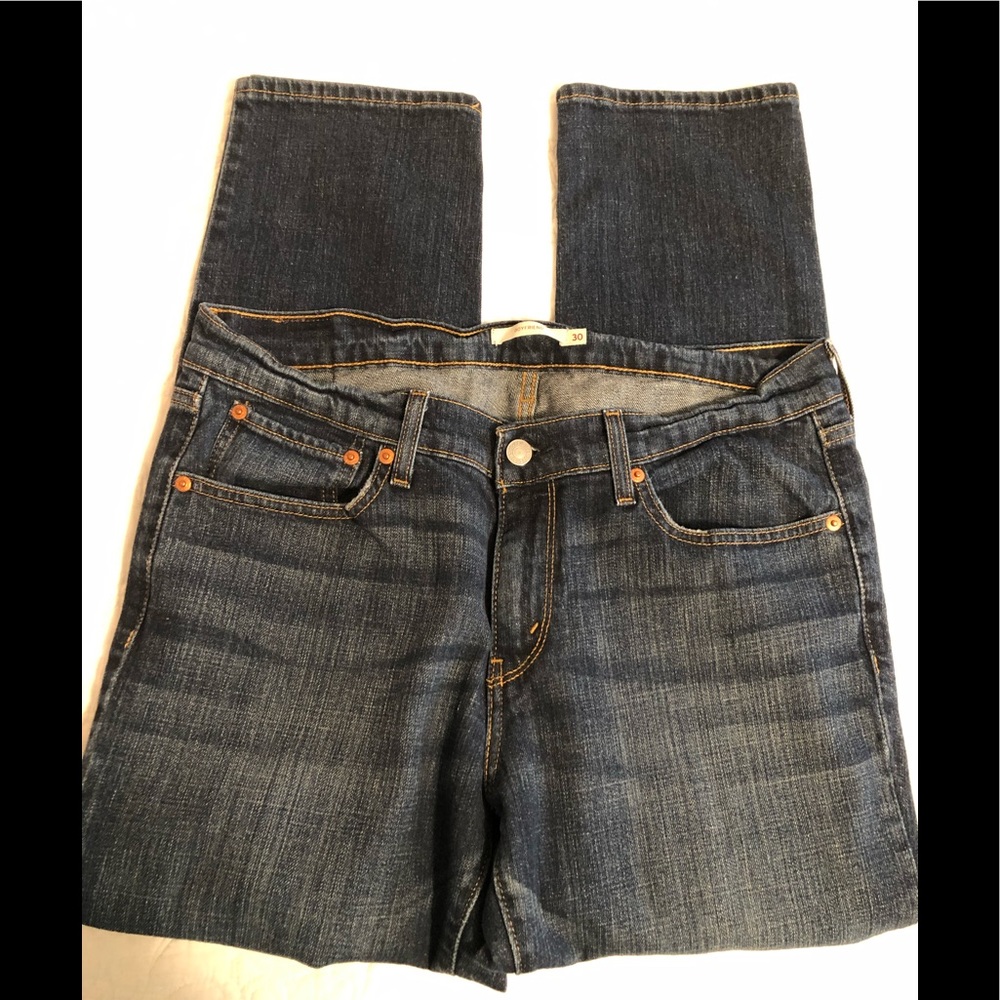 Levi’s Boyfriend Cropped Jeans Size 30!